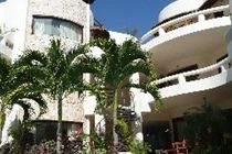 Blue Parrot Suites Плая дел Кармен Екстериор снимка